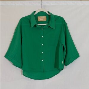 Araminta James shirt Top Size S Button Down Green 100% Cotton EUC
